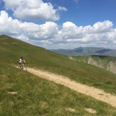 Cycling in the Baiului mountains